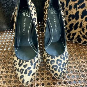 Rock & Republic leopard print heels